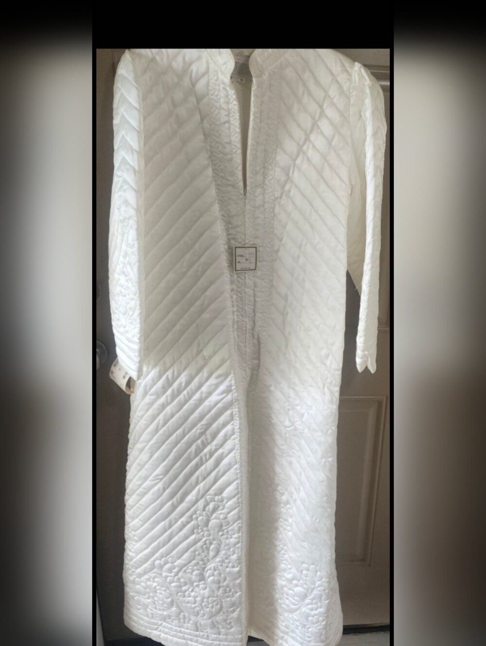 VTG Nordstrom Quilted Satin Long Robe White Housecoat Gown NWT M